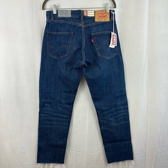 NWT Dark Wash Women’s 505 Levi’s Cropped Straight Leg Jeans Size W28 - Picture 3 of 5